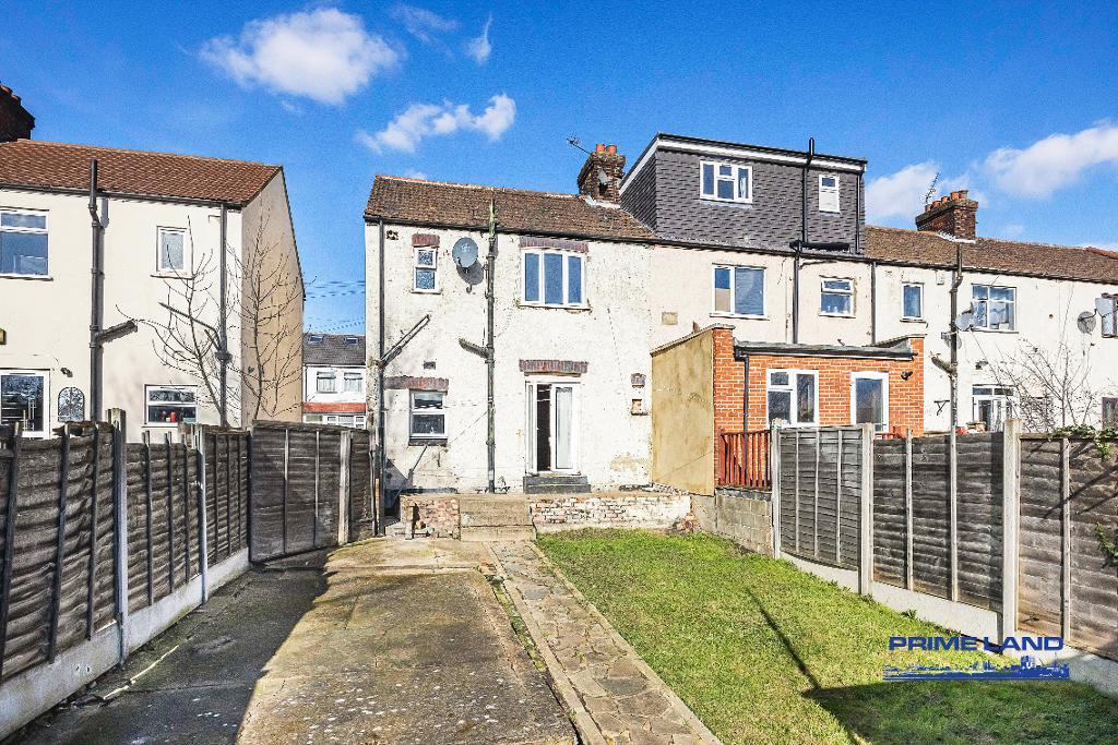 Roman Road, London, E6 3SJ